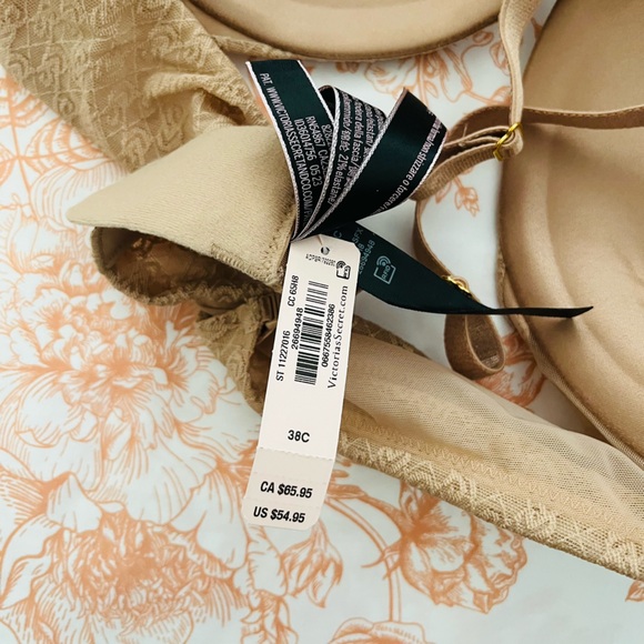 Victoria’s Secret The Icon Push-Up Bra in Praline, 38C- NEW WITH TAGS - Picture 5 of 5